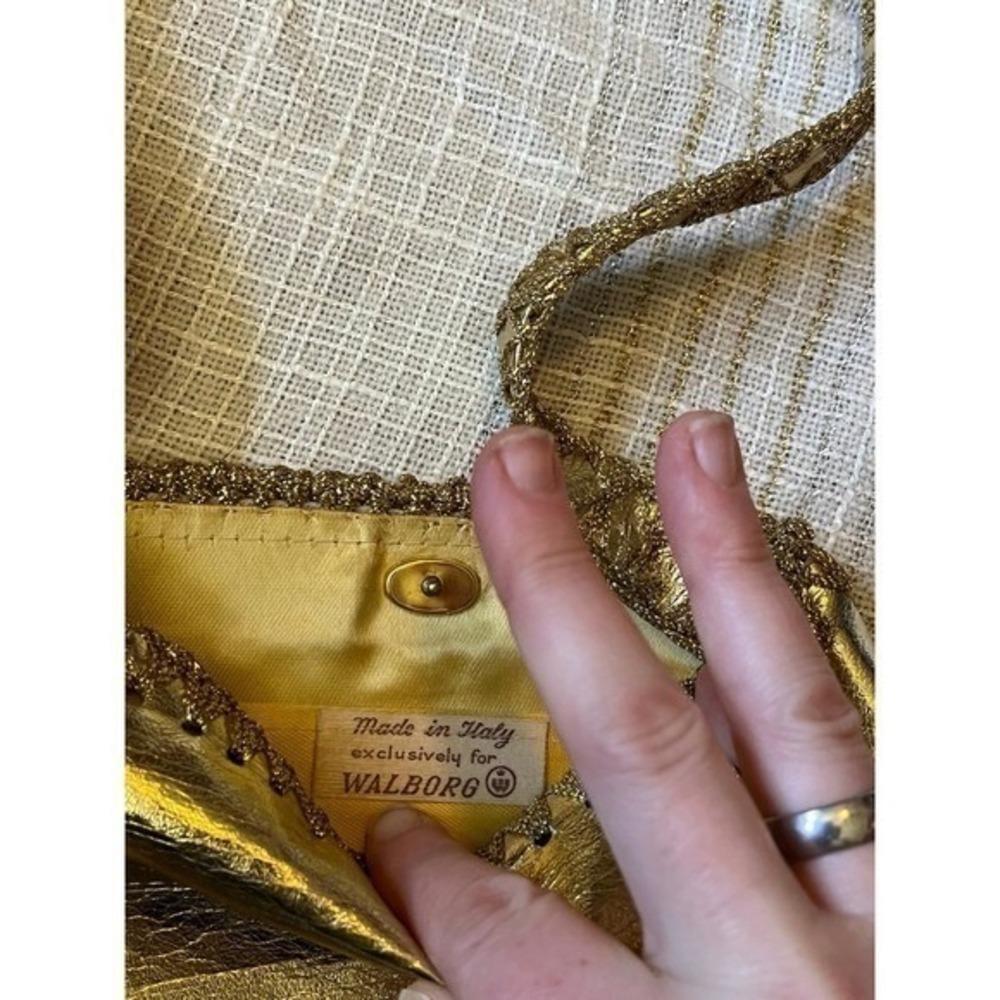 Vintage Designer WALBORG made in Italy Gold Handbag Purse with Ornate Strap - Picture 3 of 8